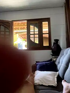 Snapshot of MCLZK chatting on November 2025 06:09:02 PM MCLZK online show from November 2025 06:09:02 PM