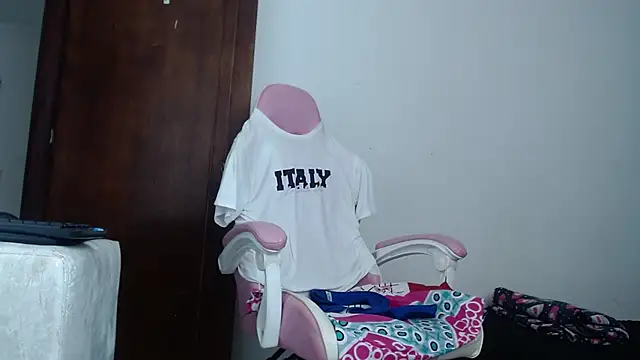 Adrew fox online show from October 2025 05:33:02 PM