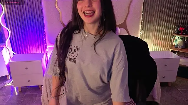 Ixchel tay online show from March 2026 03:32:02 AM