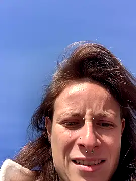 GoldenPussy1329 online show from November 2025 11:32:02 AM