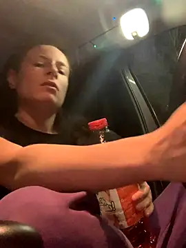 GoldenPussy1329 online show from December 2025 10:38:01 PM