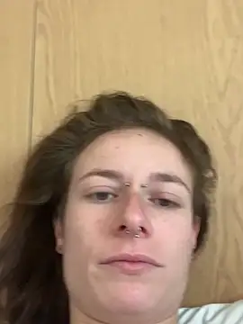 GoldenPussy1329 online show from March 2026 12:32:01 PM