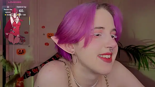 luna son online show from October 2025 09:37:01 PM