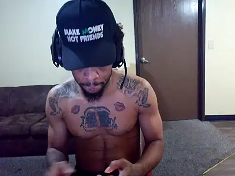 Snapshot of thefreakscomeoutatnight chatting on May 2026 07:58:01 AM thefreakscomeoutatnight online show from May 2026 07:58:01 AM