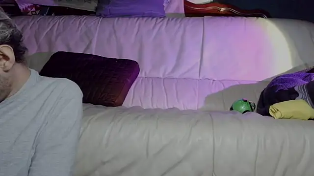 highinhtxx online show from July 2026 01:53:01 AM