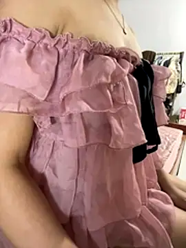 lee ly online show from November 2025 02:28:01 PM