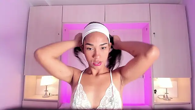 AnahiCollins online show from March 2026 11:38:01 AM