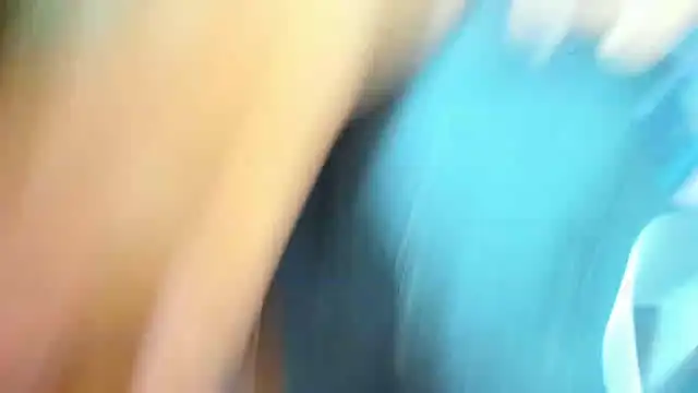 Mila Leon online show from March 2026 03:32:01 AM