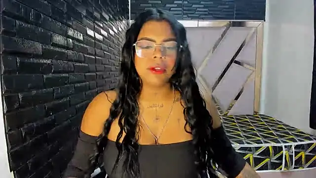ParisBustamanterx online show from October 2025 02:31:02 AM