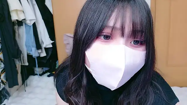 YUKINA 00 online show from July 2026 11:37:02 AM
