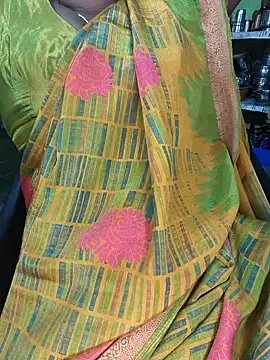 Snapshot of Tamilselviroja- chatting on December 2025 03:52:02 PM Tamilselviroja- online show from December 2025 03:52:02 PM