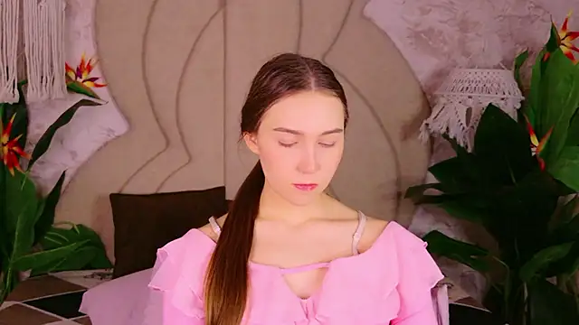 OliviaLay online show from January 2026 11:48:02 AM