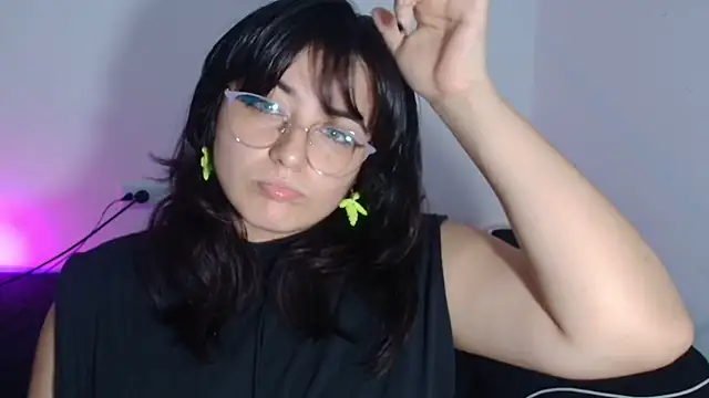 Snapshot of Jess_Beauty18 chatting on October 2025 02:07:01 PM Jess Beauty18 online show from October 2025 02:07:01 PM