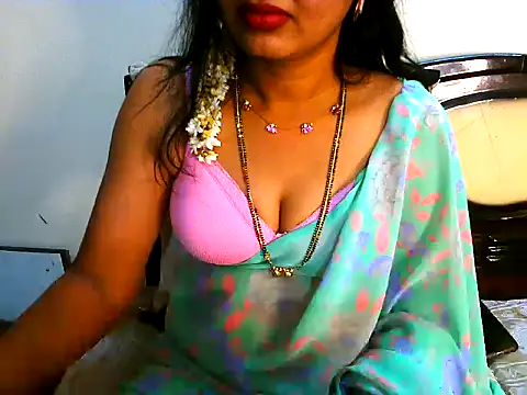 Snapshot of Myna95 chatting on November 2025 03:22:01 PM Myna95 online show from November 2025 03:22:01 PM