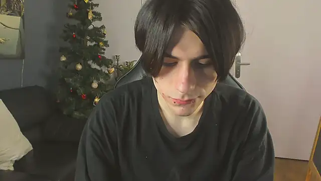 Ellis Rin online show from December 2025 09:43:01 PM