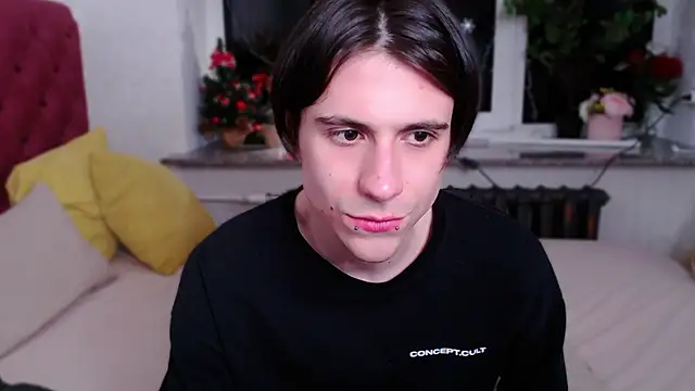 Ellis Rin online show from December 2025 02:53:01 AM