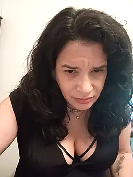 Snapshot of MoritaSalvaj chatting on October 2025 01:50:02 AM MoritaSalvaj online show from October 2025 01:50:02 AM