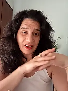 Snapshot of MoritaSalvaj chatting on October 2025 01:45:02 PM MoritaSalvaj online show from October 2025 01:45:02 PM