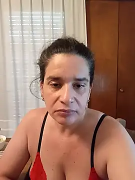 Snapshot of MoritaSalvaj chatting on December 2025 10:27:02 PM MoritaSalvaj online show from December 2025 10:27:02 PM