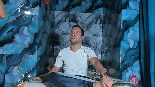 celesteyorucso1 online show from October 2025 08:50:02 PM