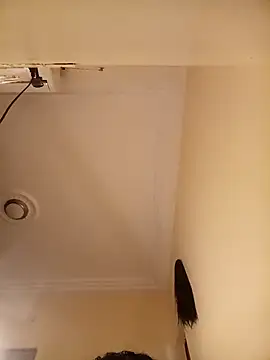 Snapshot of Wiw1 chatting on February 2026 11:48:02 AM Wiw1 online show from February 2026 11:48:02 AM