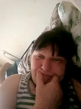 Apeesynka55211 online show from April 2026 02:38:01 PM