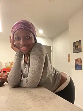 Snapshot of tia___fox chatting on March 2026 12:45:01 AM tia fox online show from March 2026 12:45:01 AM