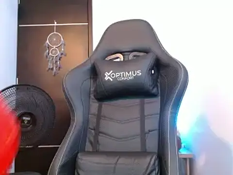 Angel blackhot online show from March 2026 12:05:01 AM