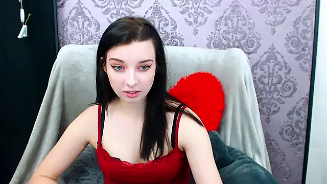 DominantLuna online show from February 2026 08:46:02 PM