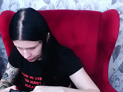 VenomDoll online show from November 2025 02:28:01 PM