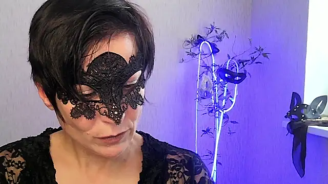 Ashley Brookss online show from November 2025 08:58:01 AM