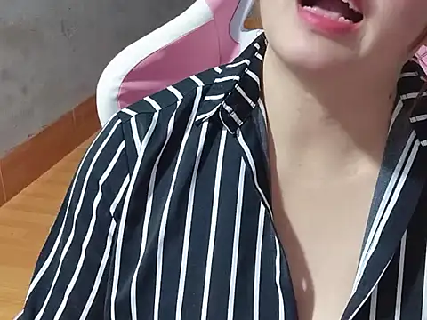 Snapshot of Sunna104 chatting on January 2026 09:58:02 AM Sunna104 online show from January 2026 09:58:02 AM