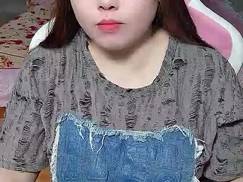 Snapshot of Sunna104 chatting on February 2026 03:19:02 PM Sunna104 online show from February 2026 03:19:02 PM