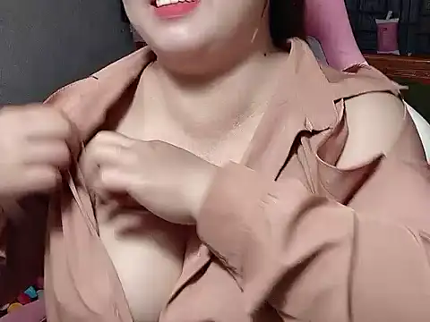 Snapshot of Sunna104 chatting on March 2026 07:56:02 AM Sunna104 online show from March 2026 07:56:02 AM