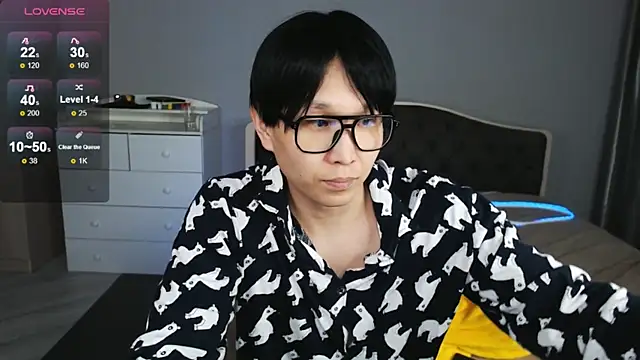 KaiChicken online show from March 2026 05:45:02 PM