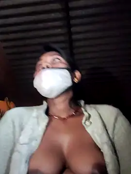 Katrina kaif143 online show from December 2025 10:31:02 AM