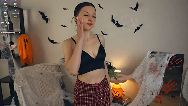 JanellHousen online show from October 2025 05:31:01 AM