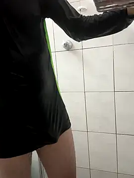 Novinho-Gostoso online show from October 2025 01:17:02 PM