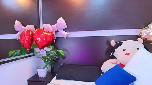 Snapshot of Cammi_wagner chatting on April 2026 08:06:02 PM Cammi wagner online show from April 2026 08:06:02 PM