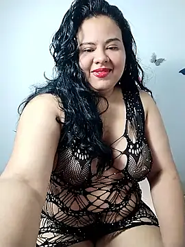Snapshot of Tania_cruz_ chatting on January 2026 04:03:01 AM Tania cruz online show from January 2026 04:03:01 AM