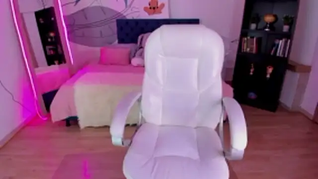 Goth Alice online show from November 2025 07:26:01 PM