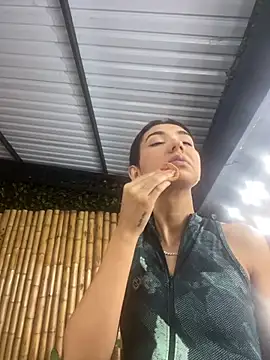 cloe taylor   online show from November 2025 03:39:01 AM