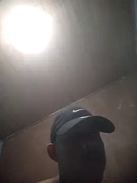 Snapshot of mestre637 chatting on October 2025 09:30:01 PM mestre637 online show from October 2025 09:30:01 PM