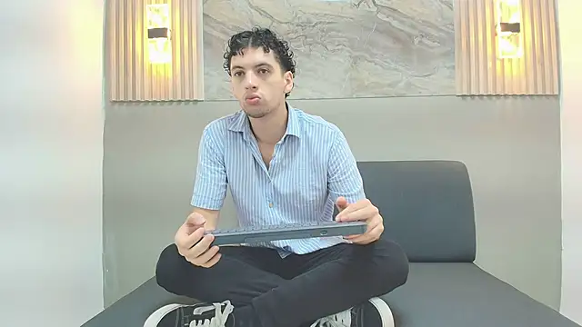 ISRAEL GRAY online show from October 2025 07:11:02 PM