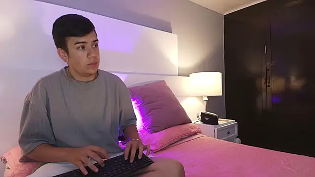 Dylan Katte online show from February 2026 02:59:02 AM