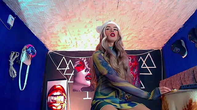 Fersexy Dolls online show from November 2025 06:12:02 AM