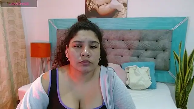 Snapshot of roxx_iie chatting on October 2025 02:31:01 AM roxx iie online show from October 2025 02:31:01 AM