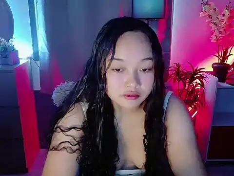 UrFavouriteCravings online show from April 2026 01:53:01 AM