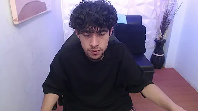 Liil boy online show from October 2025 03:56:01 AM