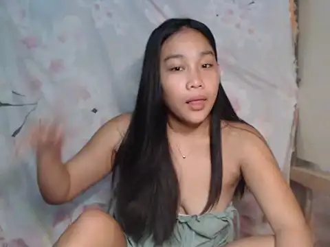 Snapshot of luna_light23 chatting on October 2025 12:57:01 AM luna light23 online show from October 2025 12:57:01 AM